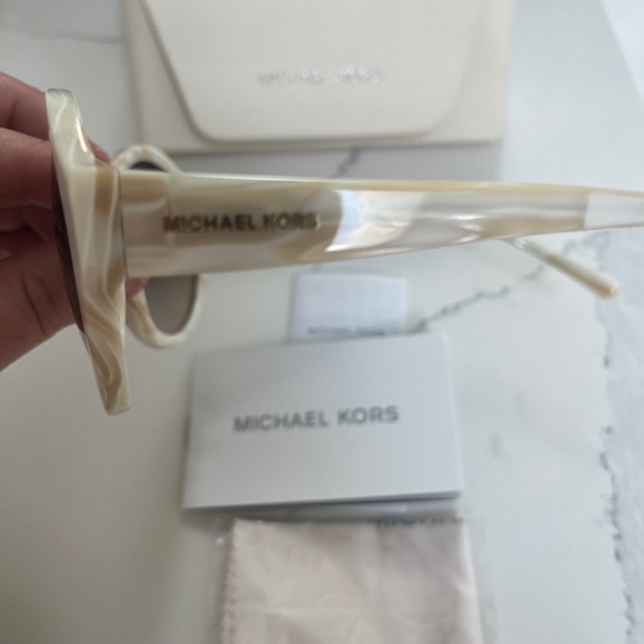 Michael Kors Sunglasses - Picture 3 of 4